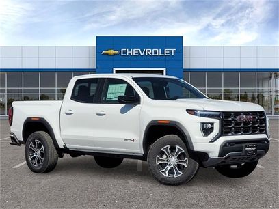 New 2025 GMC Canyon AT4