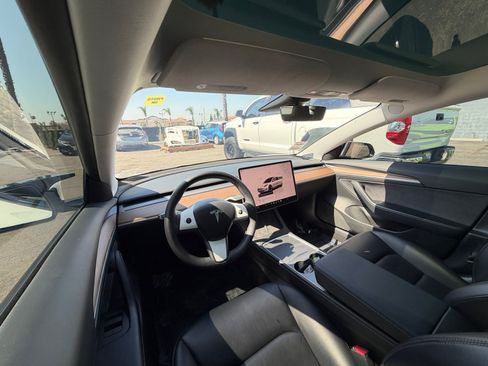 Used 2023 Tesla Model 3 Standard Range RWD image 22