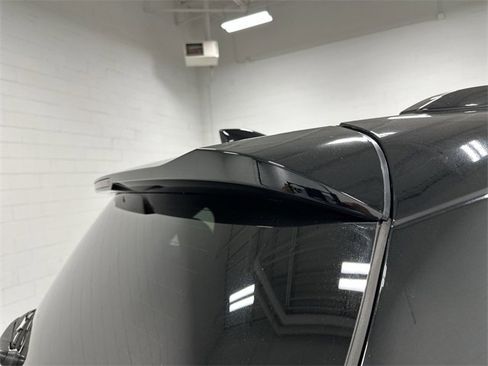 Used 2022 Honda Pilot Sport image 24