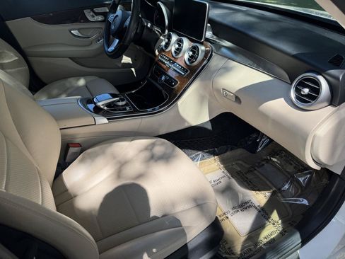 Used 2015 Mercedes-Benz C 300 4MATIC Sedan image 30