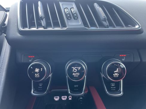 Used 2020 Audi R8 V10 image 18