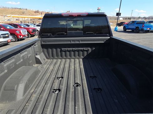 Used 2024 GMC Sierra 2500 Denali w/ Denali Reserve Package image 8