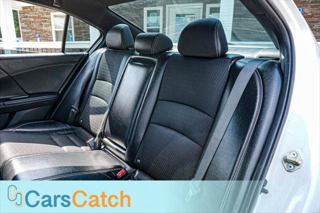 Used 2017 Honda Accord Sport image 33