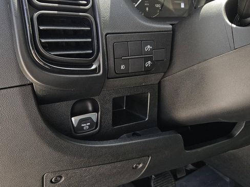 New 2026 RAM ProMaster 2500 w/ Convenience Group image 16