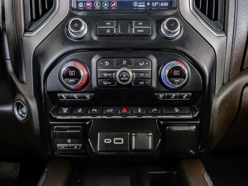 Used 2022 GMC Sierra 2500 Denali w/ Denali Ultimate Package image 27