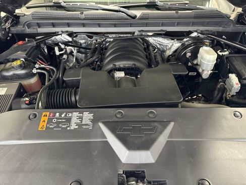 Used 2018 Chevrolet Silverado 1500 LT w/ All Star Edition image 26