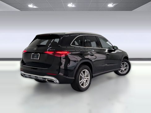 Used 2023 Mercedes-Benz GLC 300 4MATIC image 8