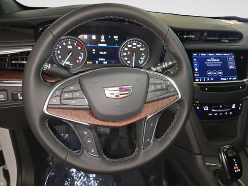 New 2026 Cadillac XT5 Premium Luxury w/ Driver Assist Package AWD/4WD image 19