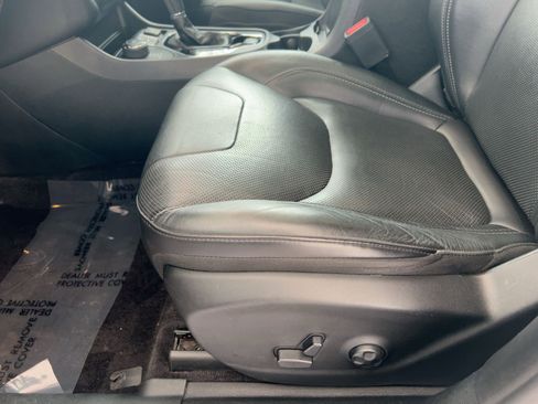 Used 2019 Jeep Cherokee Limited w/ Trailer Tow Group image 14