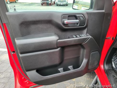 Used 2019 Chevrolet Silverado 1500 Custom Trail Boss w/ Custom Convenience Package AWD/4WD image 23