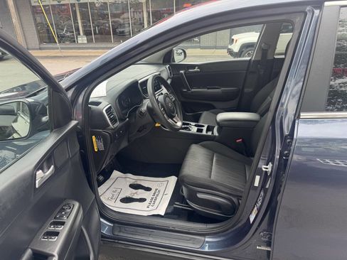 Used 2020 Kia Sportage LX AWD/4WD image 7