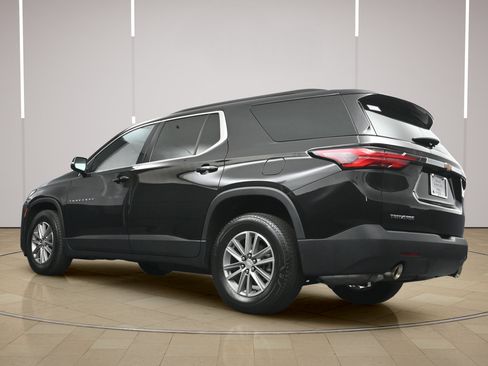 Used 2023 Chevrolet Traverse LT FWD image 29