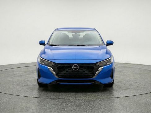Used 2025 Nissan Sentra SV FWD image 1