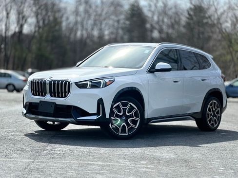 Certified 2025 BMW X1 xDrive28i w/ Convenience Package AWD/4WD image 1