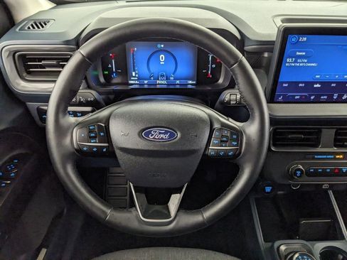 Certified 2025 Ford Maverick XLT w/ XLT Luxury Package AWD/4WD image 12