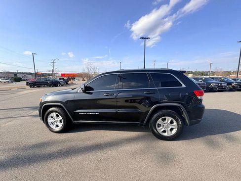 Used 2016 Jeep Grand Cherokee Laredo w/ Quick Order Package 23E RWD image 2