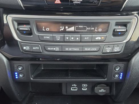 Used 2024 Honda Passport Black Edition image 22