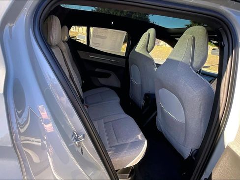 New 2026 Volvo EX30 Ultra image 27