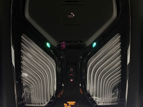 Used 2022 BMW 330i xDrive Sedan w/ Premium Package 2 image 26