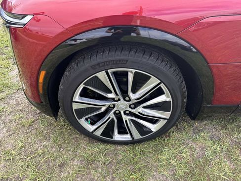 Certified 2025 Cadillac Lyriq Luxury w/ LPO, Floor Liner Package AWD/4WD image 10