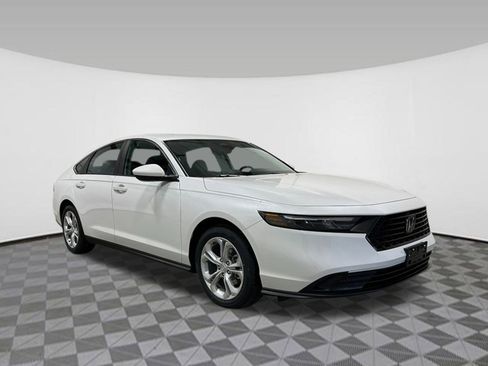 New 2025 Honda Accord LX image 7