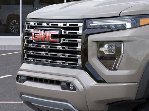 New 2026 GMC Canyon Denali AWD/4WD image 14