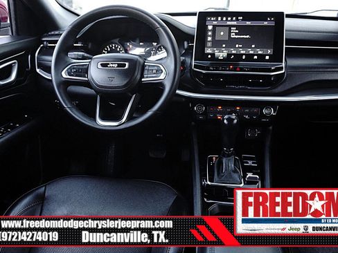 Certified 2023 Jeep Compass Limited image 17