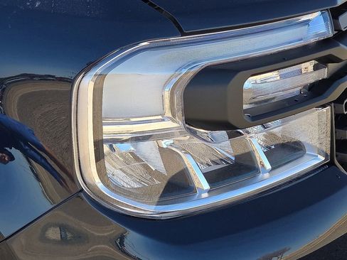 Used 2022 Ford Maverick Lariat w/ Equipment Group 500A Standard image 11