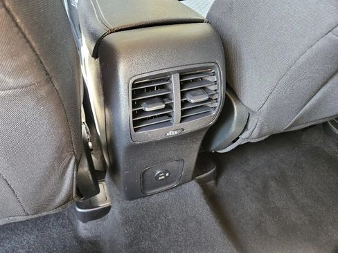 Used 2020 Ford Escape SE AWD/4WD image 16