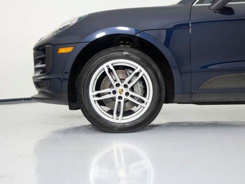 Certified 2021 Porsche Macan S AWD/4WD image 14