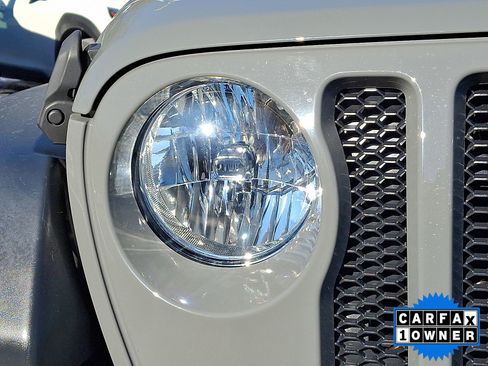 Used 2019 Jeep Wrangler Unlimited Sport S image 11