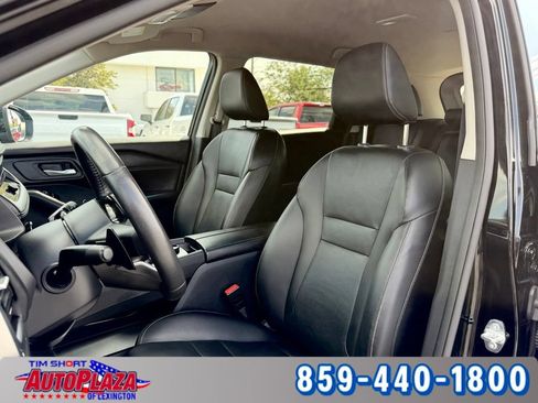 Used 2024 Nissan Rogue SL AWD/4WD image 24
