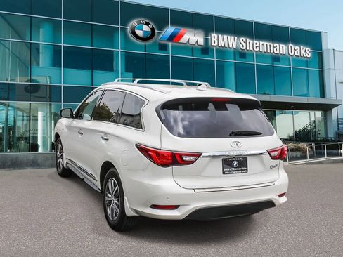 Used 2020 INFINITI QX60 Luxe w/ Essential Package FWD image 6