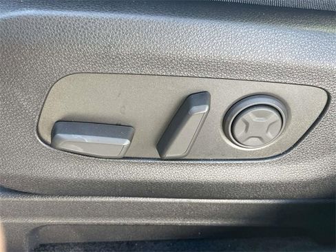 Certified 2026 Kia Carnival SX image 29