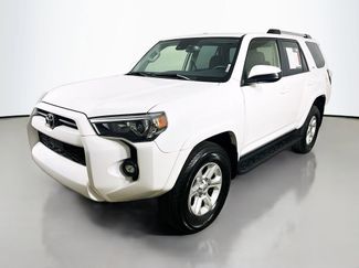 Used 2024 Toyota 4Runner SR5 video 3