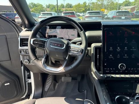 New 2026 GMC Yukon XL Elevation w/ Elevation Premium Package AWD/4WD image 16