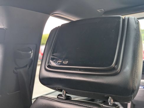 Used 2018 Ford Expedition Limited w/ Equipment Group 301A RWD image 20