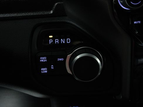 Used 2024 RAM 2500 Big Horn w/ Night Edition image 23