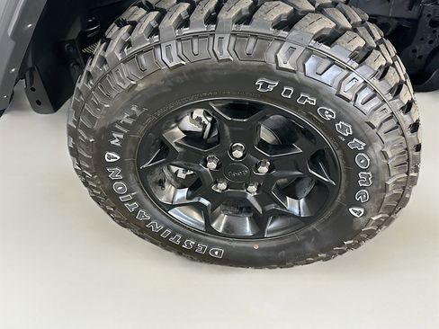 Used 2023 Jeep Wrangler Unlimited w/ Cold Weather Group AWD/4WD image 11
