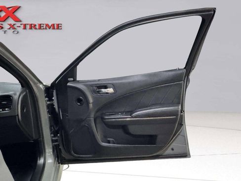 Used 2017 Dodge Charger SRT Hellcat image 50