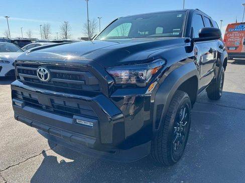 Used 2025 Toyota 4Runner SR5 image 8