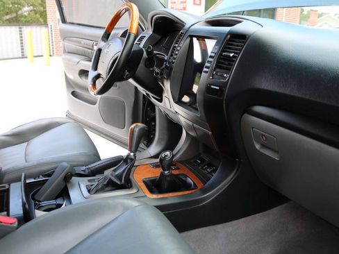Used 2007 Lexus GX 470 AWD/4WD image 25