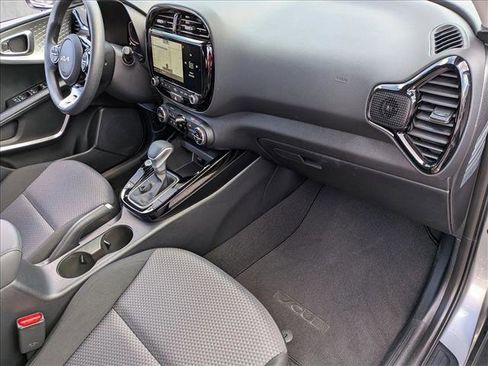 Used 2025 Kia Soul S FWD image 20