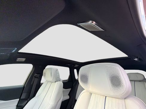 New 2026 Cadillac Lyriq Premium Sport RWD image 27