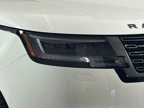 New 2025 Land Rover Range Rover SE image 14