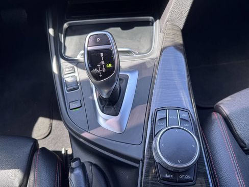 Used 2017 BMW 328d xDrive Sedan w/ Premium Package AWD/4WD image 19