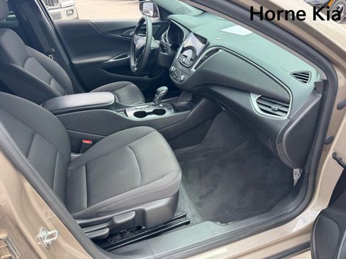 Used 2023 Chevrolet Malibu LS FWD image 26