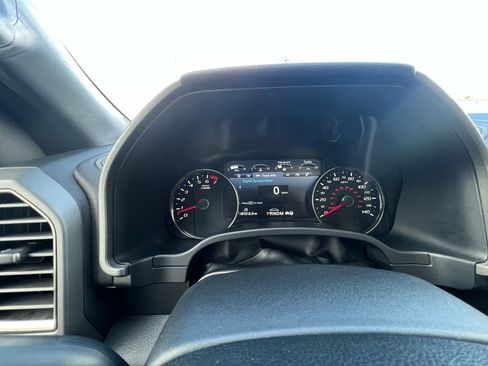 Used 2019 Ford F150 Raptor w/ Equipment Group 802A Luxury image 64