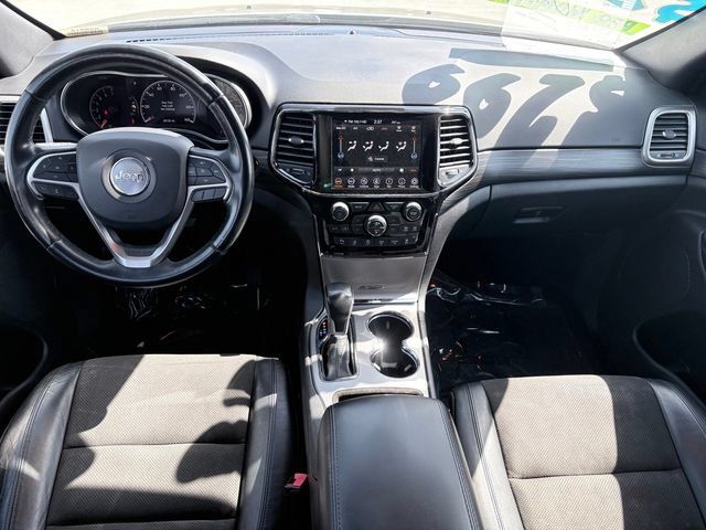Used 2021 Jeep Grand Cherokee Laredo X AWD/4WD image 8