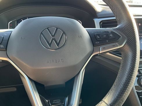 Used 2022 Volkswagen Atlas Cross Sport SEL Premium R-Line image 22